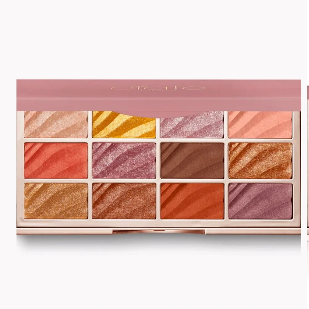 NEW- Ciate London The Velvet Eyeshadow Palette